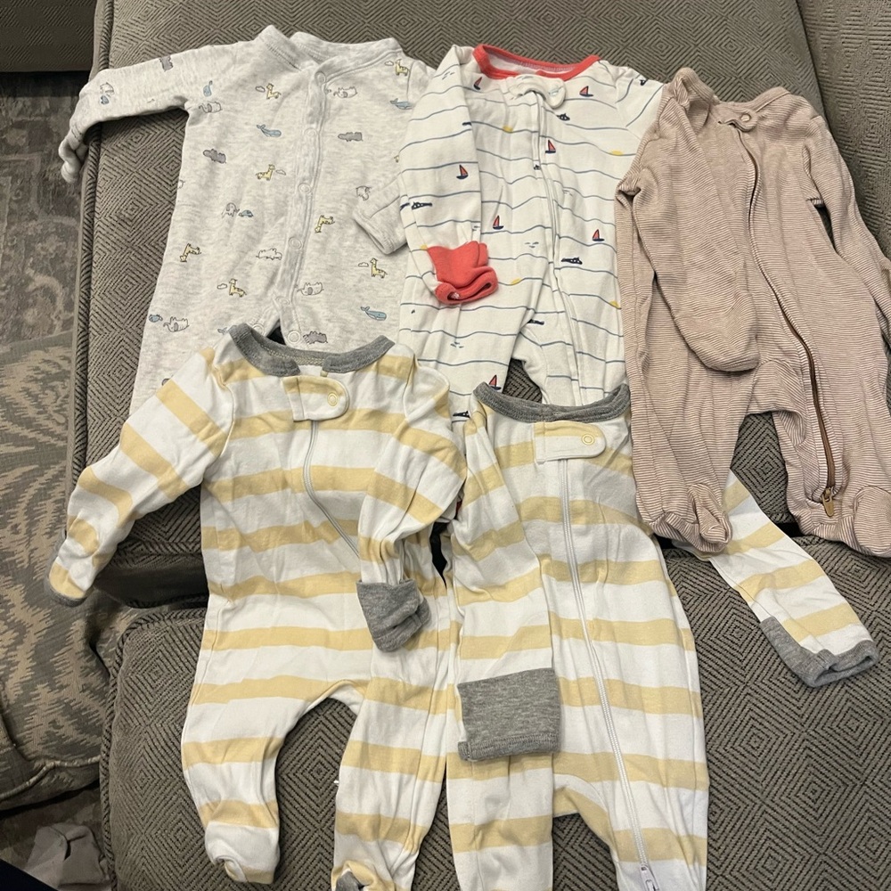 Set newborn sleepers neutral